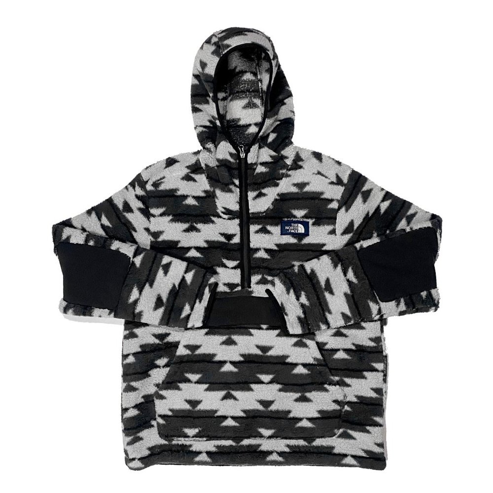 SOLD: The North Face High Rise Campshire Pullover